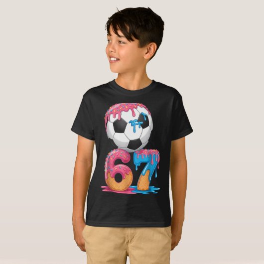 Soccer Drip Number 67 Boys Soccer Player 67  Tシャツ (正面フル)