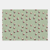 Soccer Santa on Sage Green ラッピングペーパーシート (正面2)