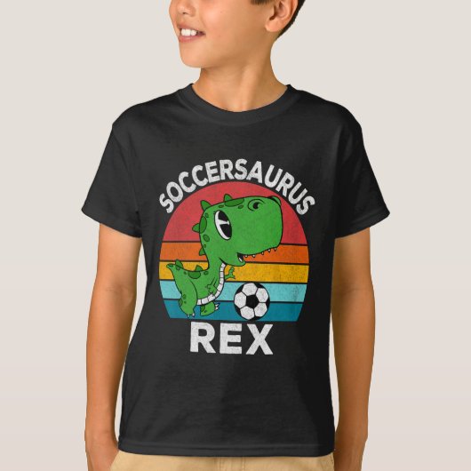 Soccersaurus Rex Soccer Dinosaur For Boys Kids  Tシャツ (正面)