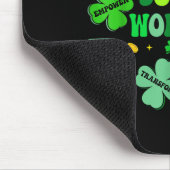 Social worker shamrock st patricks day social work マウスパッド (コーナー)