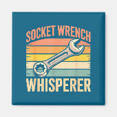 Socket Wrench Whisperer Retro Mechanic Crew Auto T マグネット (正面)