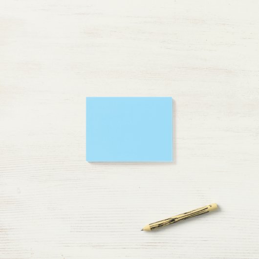 Soft Baby Blue Post-it Notes for Notes and Reminde ポストイット (デスク上)