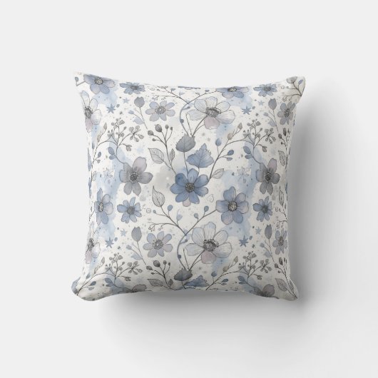 Soft Blue Lavender Watercolor Botanical Design クッション (正面)