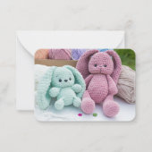 Soft Crochet Bunny Friends – Pastel Yarn Mood ノートカード (正面)