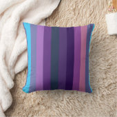 Soft Eclectic Blue-Purple Muted Stripe Pattern クッション (ブランケット)
