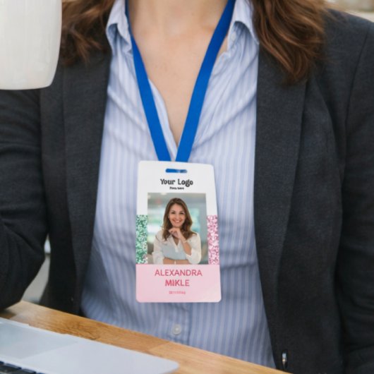 Soft Glam Pink Branding バッジ