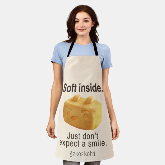 Soft Inside: Iron T Pineapple Cake Funny Quote Art エプロン (着用した状態)