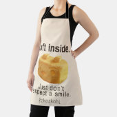 Soft Inside: Iron T Pineapple Cake Funny Quote Art エプロン (インサイチュ)