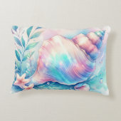 Soft Iridescent Pastel Hues Conch Seashell アクセントクッション (裏面)