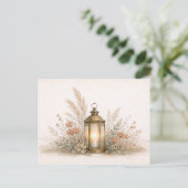 Soft Neutral Boho Lantern Floral Arrangement ポストカード (スタンド正面)