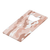 Soft Peach Camouflage Polka Dot Pattern クレジットカード栓抜き (裏面アングル)