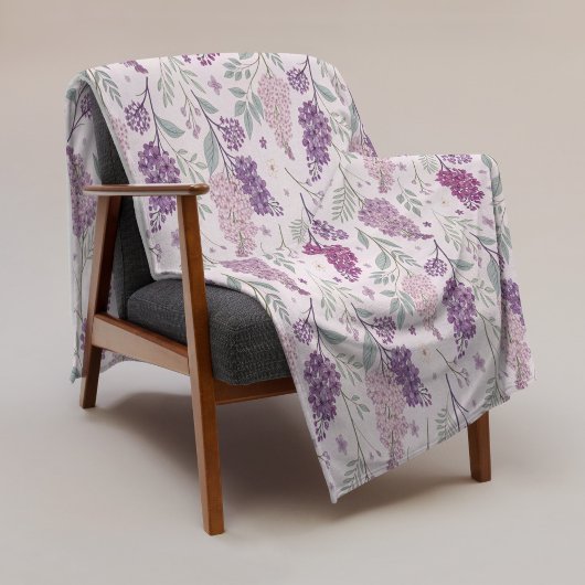 Soft Pink and Purple Lilac Floral Pattern フリースブランケット