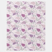Soft Pink and Purple Lilac Floral Pattern フリースブランケット (正面)