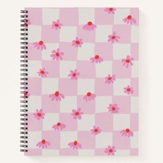 Soft Pink Daisy Checkerboard Floral Pattern ノートブック