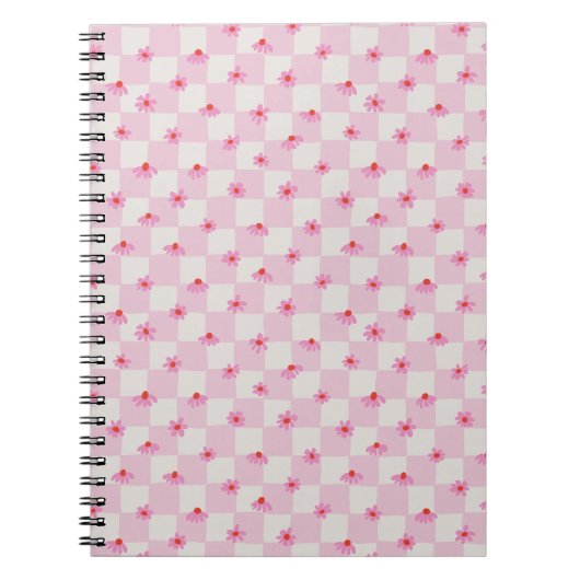 Soft Pink Daisy Checkerboard Floral Pattern ノートブック (正面)