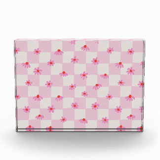 Soft Pink Daisy Checkerboard Floral Pattern フォトブロック