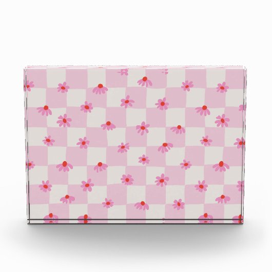 Soft Pink Daisy Checkerboard Floral Pattern フォトブロック (正面)