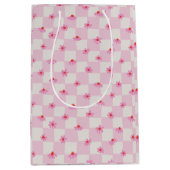 Soft Pink Daisy Checkerboard Floral Pattern ミディアムペーパーバッグ (正面)