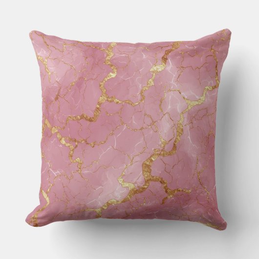 Soft Pink Marble Abstract with Shimmering Gold クッション (正面)