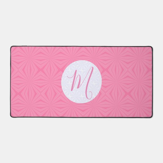 Soft Pink Squiggly Squares Personalized Initial デスクマット (正面)
