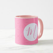 Soft Pink Squiggly Squares Personalized Initial マグカップ (正面右)