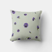 Soft Sage Purple Japanese Pansy Floral Pattern クッション (正面)