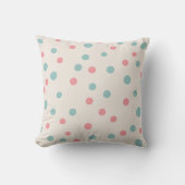 Soft Scandi Dotty Chic Design クッション (正面)
