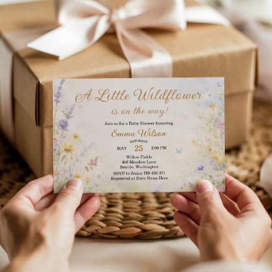 Soft Spring Wildflower Meadow Baby in Bloom 招待状