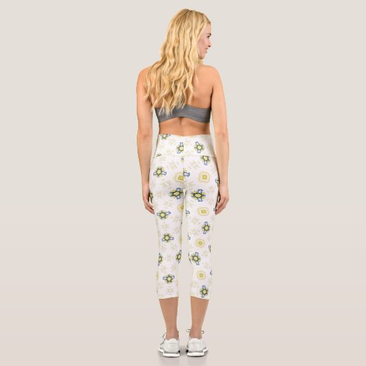 Soft Watercolor Floral Tile Pattern カプリレギンス (裏面)