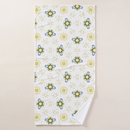Soft Watercolor Floral Tile Pattern バスタオル (バスタオル)