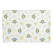 Soft Watercolor Floral Tile Pattern 枕カバー (正面)