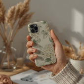 Soft White Hydrangea Floral Pattern iPhoneケース