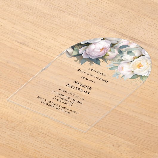 Soft White Peony with Eucalyptus Bachelorette アクリル招待状 (レイダウン)