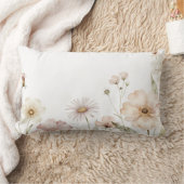 Soft Wildflower Border Watercolor Background ランバークッション (ブランケット)