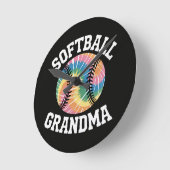 Softball Grandma ラウンド壁時計 (傾斜)