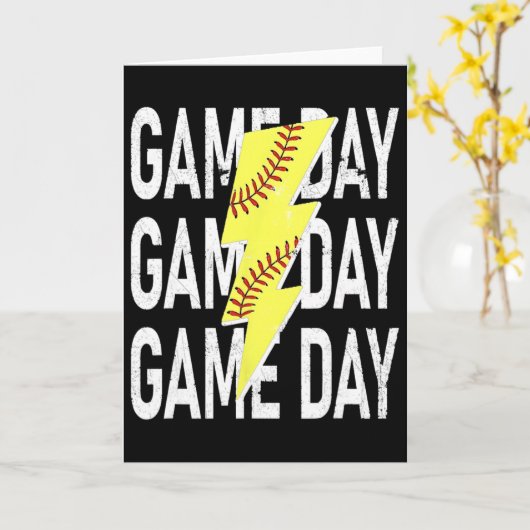 Softball Granny Game Day Graphic With Fun Vibes Ga カード (黄色い花)