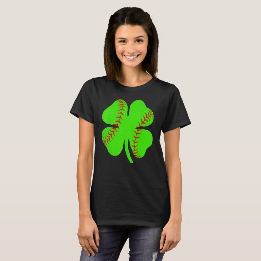 Softball Shamrock Lucky Clover Irish St Patrick's  Tシャツ (正面フル)
