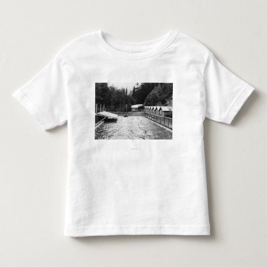 SOL Duc Hot SpringsのWAのプールの写真 トドラーTシャツ (正面)