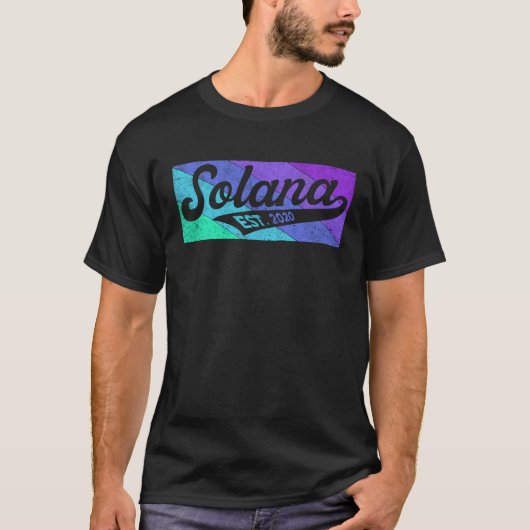 Solana SOL Script Bold Font Retro Solana Crypto Tシャツ (正面)