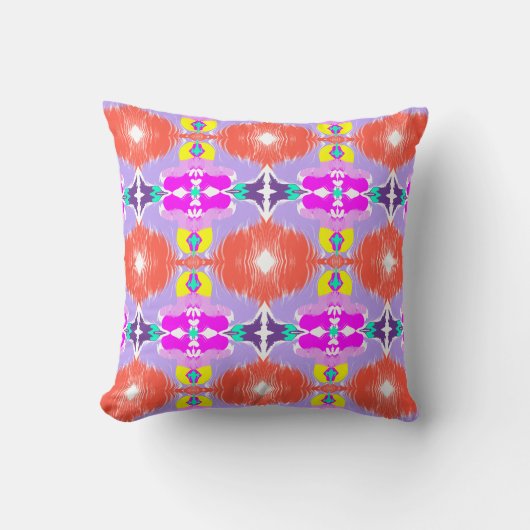 Solar Bloom Kaleidoscope Throw Pillow クッション (正面)
