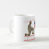 Soldier Veteran Patriotic American US Flag Memoria コーヒーマグカップ (正面左)