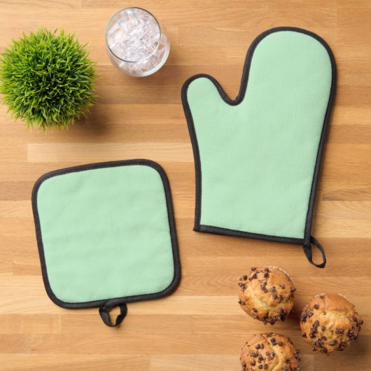 Solid Soft Mint Green Oven Mitt Set 鍋つかみ&鍋敷きセット (トップダウン)