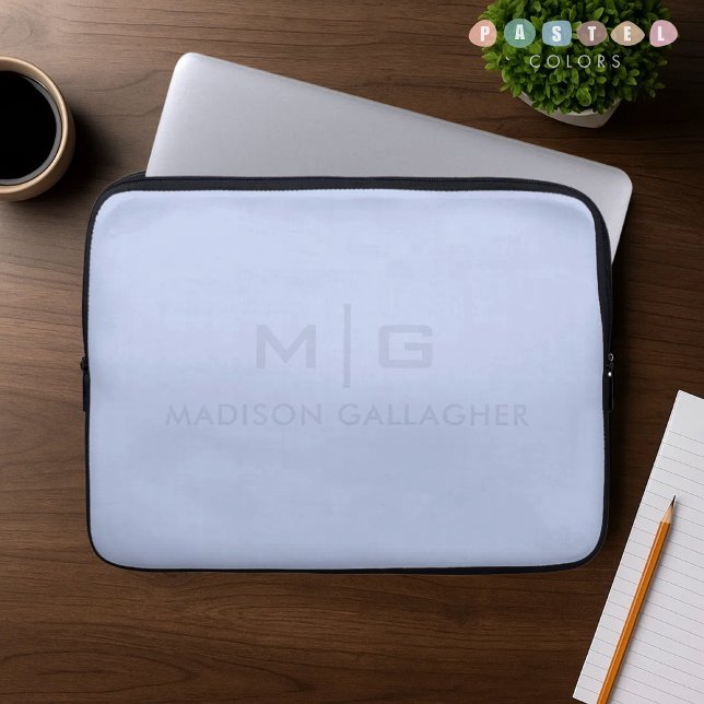 Solid Soft Sky Light Pastel Baby Blue Color ラップトップスリーブ (Solid Soft Sky Light Pastel Baby Blue Color Laptop Sleeve
)