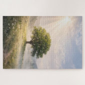 Solitary Green Tree with Sunbeams ジグソーパズル (横)