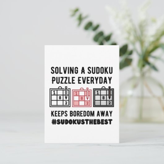 Solving a sudoku puzzle a everyday   ポストカード (スタンド正面)