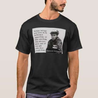 Solzhenitsyn on freedom tシャツ