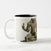 Somaskanda、Chola、タミル・ナードゥ州(青銅) ツートーンマグカップ (左)