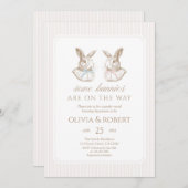 Some Bunnies Are On The Way Twin Baby Shower 招待状 (正面/裏面)