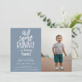 Some Bunny Birthday Partyフォト招待状 招待状 (スタンド正面)