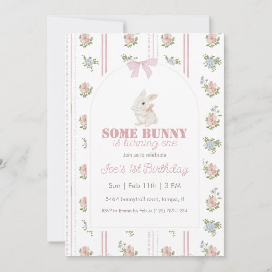 Some Bunny Floral Stripe 1st Birthday 招待状 (正面)